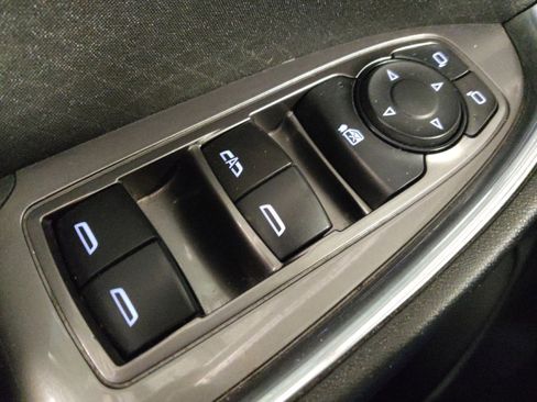 Used 2022 Chevrolet Malibu LT FWD image 27