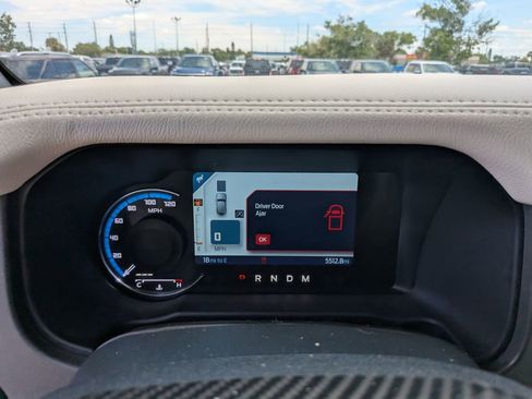 Used 2024 Ford Bronco Wildtrak AWD/4WD image 32