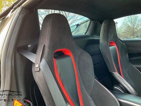 Used 2022 McLaren 720S Luxury image 25