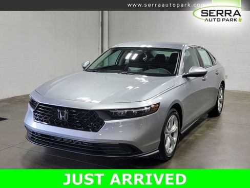 Certified 2023 Honda Accord LX image 1