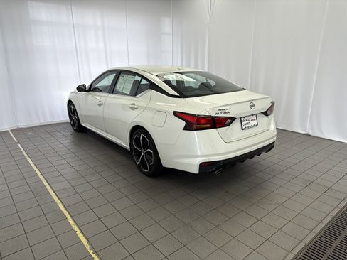 Used 2023 Nissan Altima 2.5 SR image 6