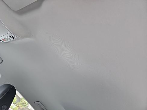 Used 2023 Volkswagen Taos S FWD image 28