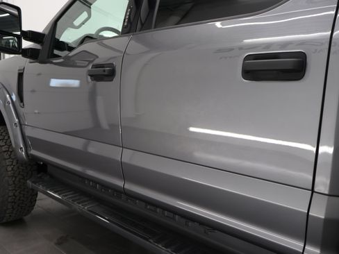 Used 2022 Ford F250 XLT w/ Black Appearance Package AWD/4WD image 31