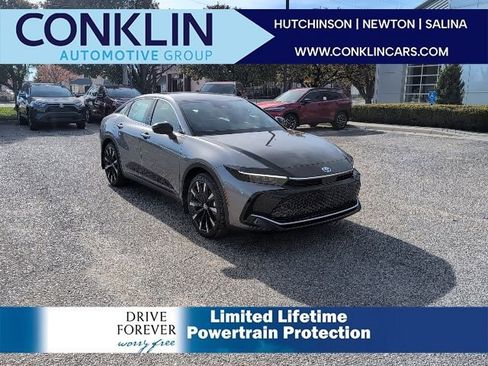 New 2026 Toyota Crown Platinum image 1