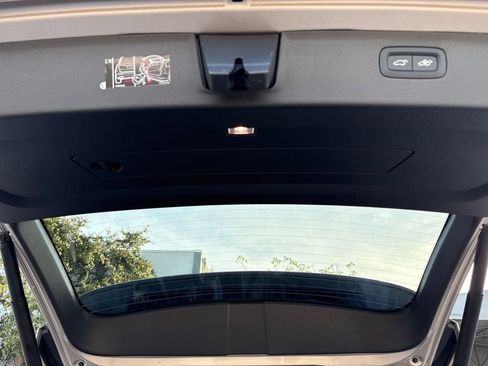 New 2026 Volvo XC90 T8 Plus w/ Protection Package Premier AWD/4WD image 21