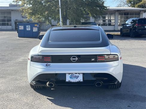 Used 2024 Nissan Z Performance w/ Floor Mat Package image 4