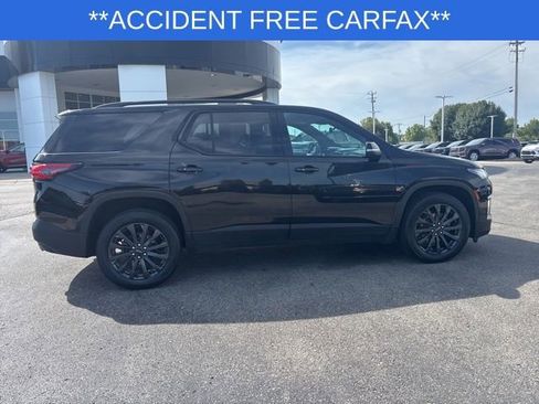 Used 2023 Chevrolet Traverse RS image 14