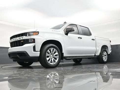 Used 2022 Chevrolet Silverado 1500 Custom RWD image 19