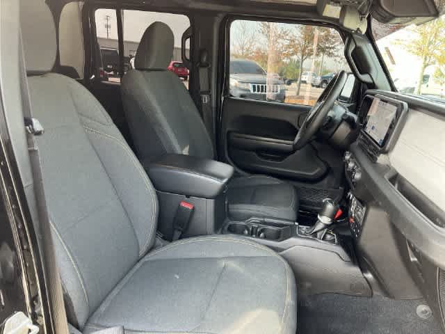 Used 2024 Jeep Gladiator Sport AWD/4WD image 18