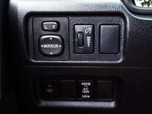 Used 2014 Toyota 4Runner SR5 Premium RWD image 31
