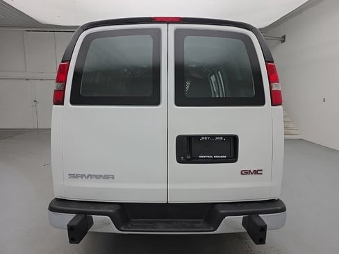 Used 2025 GMC Savana 2500 w/ Driver Convenience Package RWD image 11