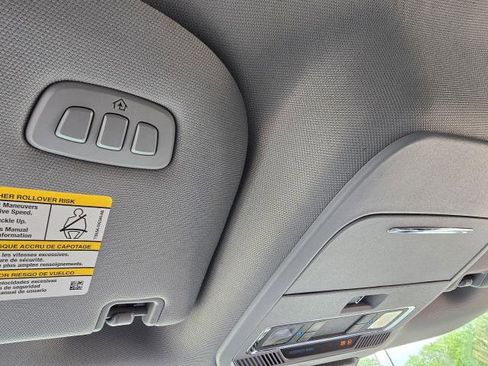 Used 2023 Ford F350 Lariat image 27