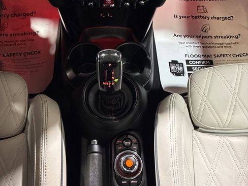 Used 2020 MINI Cooper S w/ Signature Upholstery Package FWD image 29