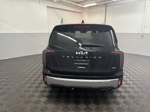 Certified 2024 Kia Telluride EX w/ EX Captain's Chair Package AWD/4WD image 7