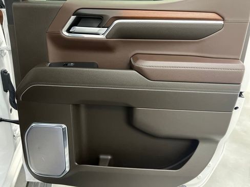 Used 2024 GMC Sierra 1500 Denali w/ Denali Reserve Package image 23