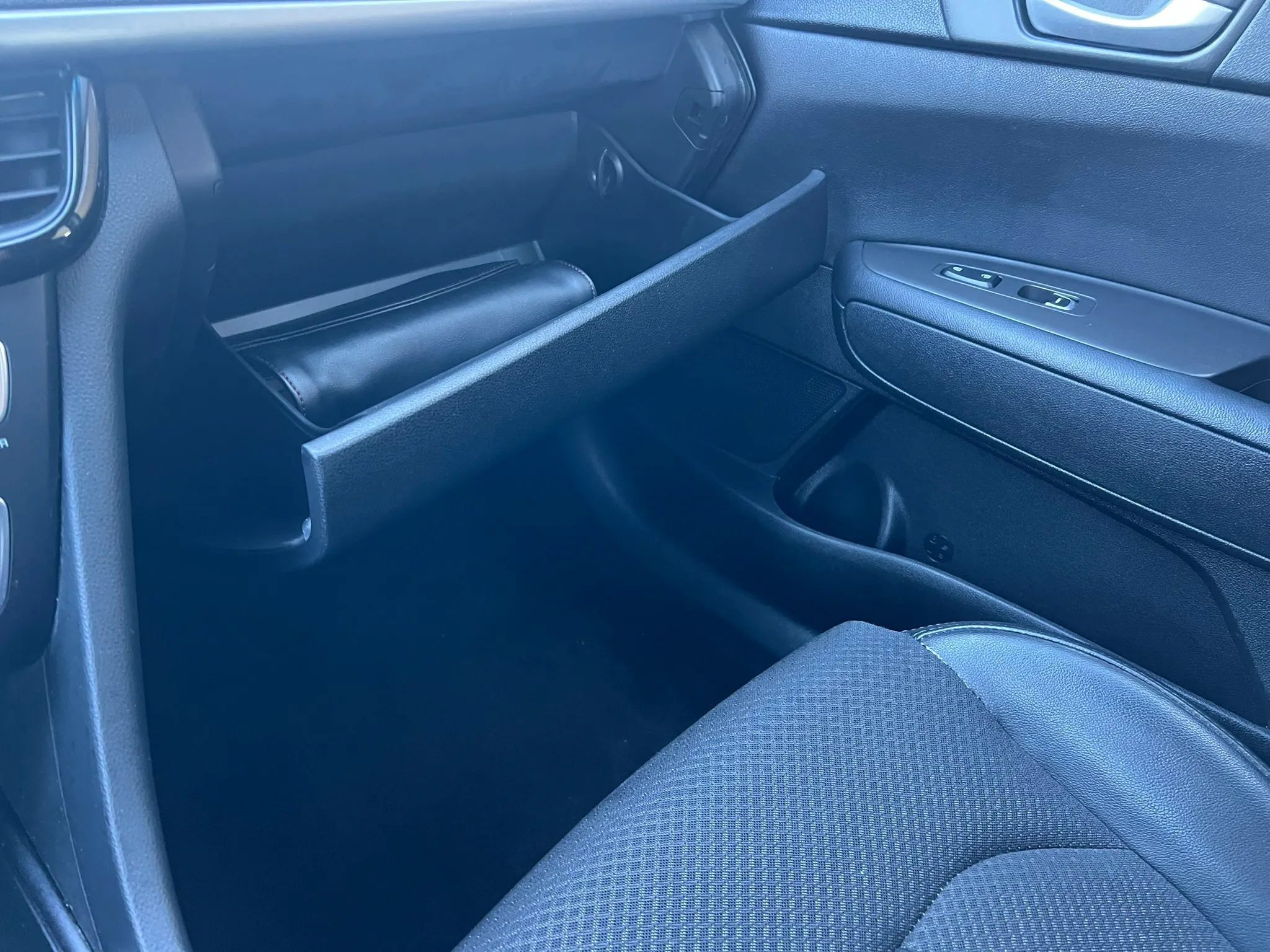 Used 2018 Kia Optima S w/ Panoramic Sunroof Package FWD image 24