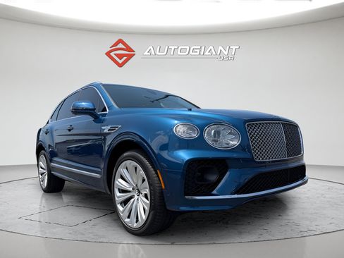 Used 2023 Bentley Bentayga AWD/4WD image 21