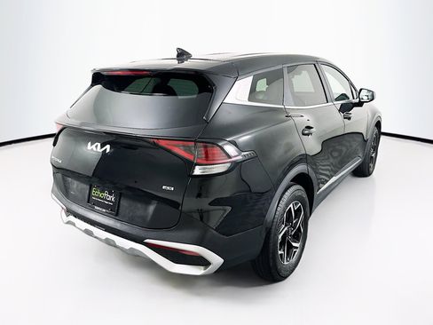 Used 2025 Kia Sportage LX image 9