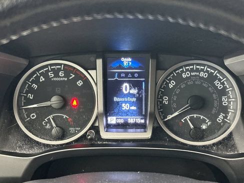 Used 2022 Toyota Tacoma SR5 w/ Technology Package AWD/4WD image 21