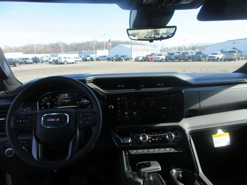 New 2026 GMC Sierra 1500 AT4X image 17