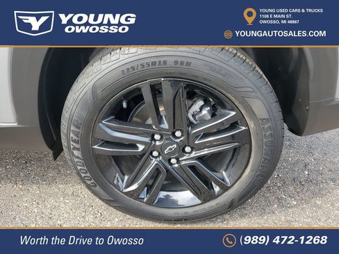 Used 2025 Chevrolet Trax ACTIV w/ Sunroof Package FWD image 31