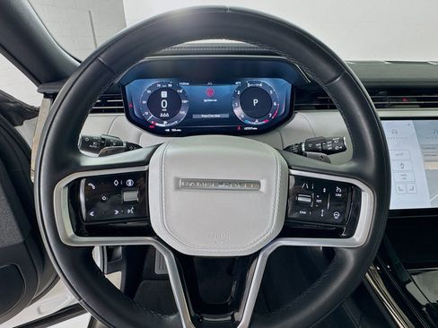 Used 2024 Land Rover Range Rover Sport SE AWD/4WD image 12