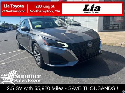 Used 2024 Nissan Altima 2.5 SV w/ SV Premium Package