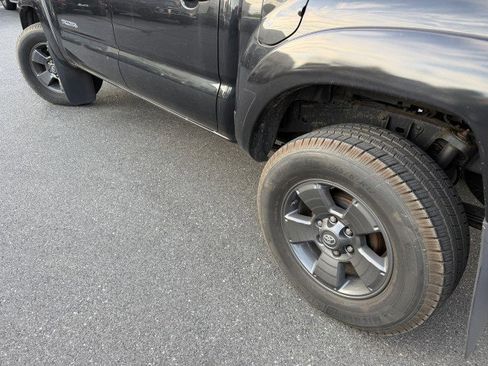 Used 2009 Toyota Tacoma PreRunner image 24