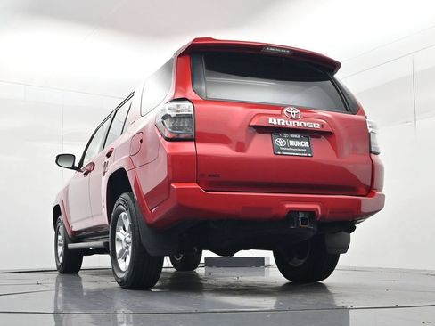 Used 2024 Toyota 4Runner SR5 AWD/4WD image 49