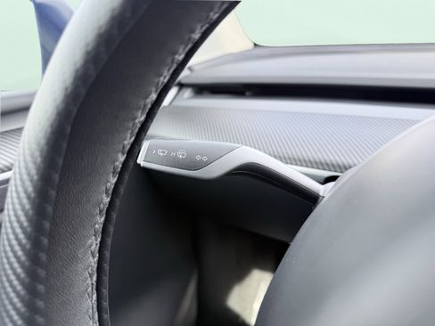 Used 2023 Tesla Model Y Long Range image 74