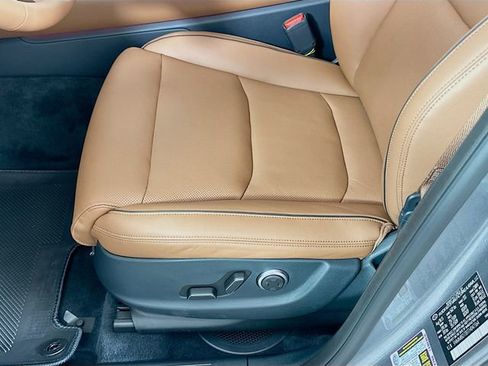 Certified 2026 Genesis GV70 2.5T Advanced image 20