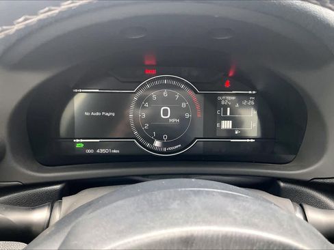 Used 2025 Toyota GR86 Premium w/ ALL Weather Mat Package (TMS) RWD image 24