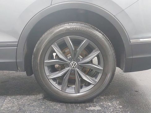 Used 2023 Volkswagen Tiguan SE image 52