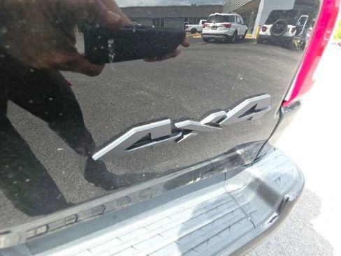 Used 2024 RAM 1500 Big Horn AWD/4WD image 10