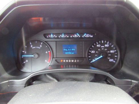 Used 2017 Ford F550 4x4 SuperCab Super Duty w/ Power Equipment Group image 46