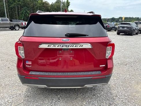 Used 2020 Ford Explorer XLT w/ Equipment Group 202A RWD image 6