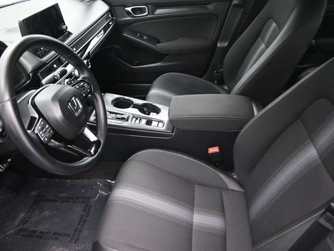 Used 2025 Honda Civic Sport image 8