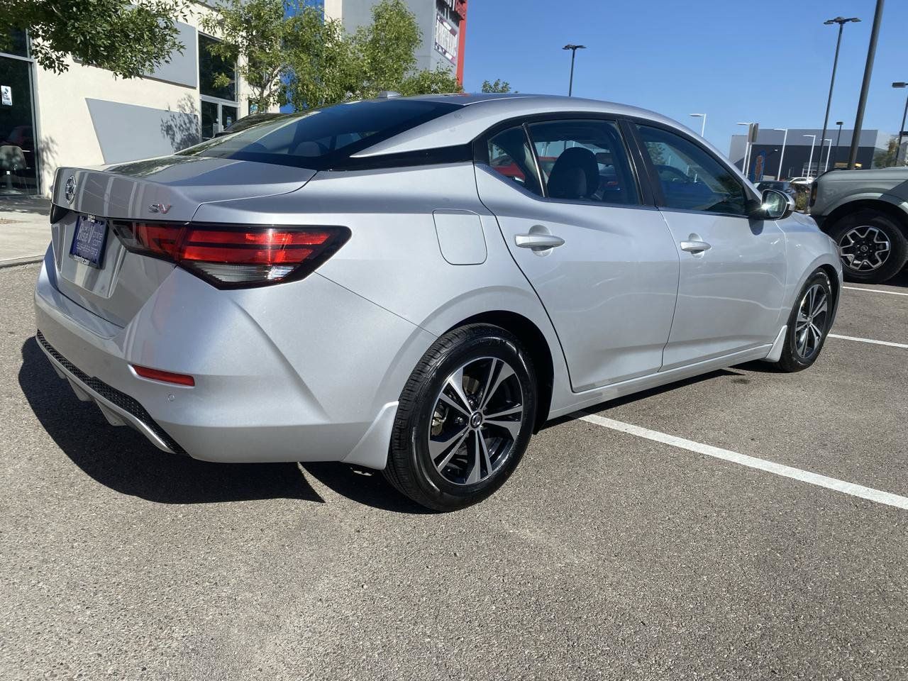 Used 2021 Nissan Sentra SV FWD image 5