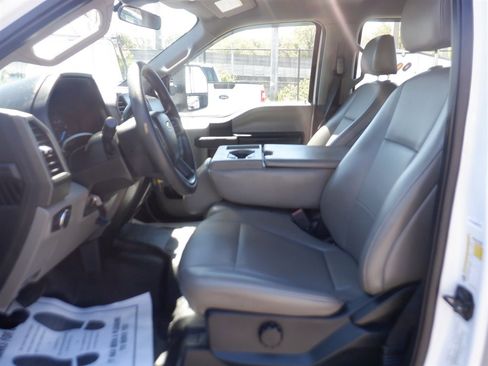 Used 2020 Ford F250 XL w/ Power Equipment Group image 12