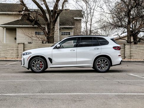 New 2026 BMW X5 xDrive40i w/ Executive Package AWD/4WD image 2