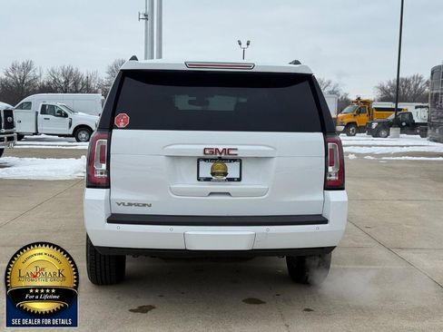 Used 2018 GMC Yukon SLE image 6
