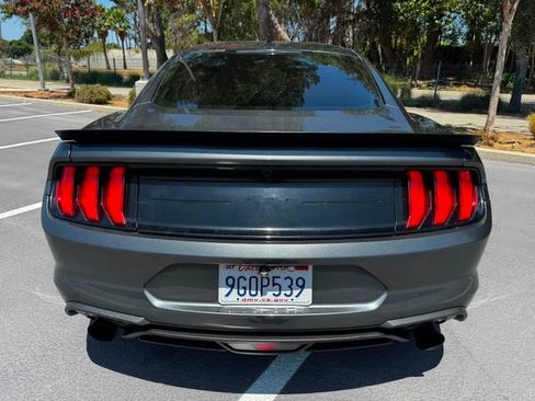 Used 2020 Ford Mustang Coupe RWD image 13