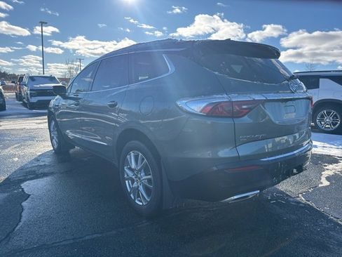 Used 2023 Buick Enclave Premium image 5