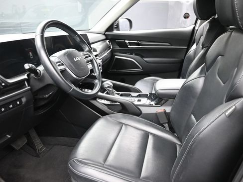 Used 2025 Kia Telluride S AWD/4WD image 16