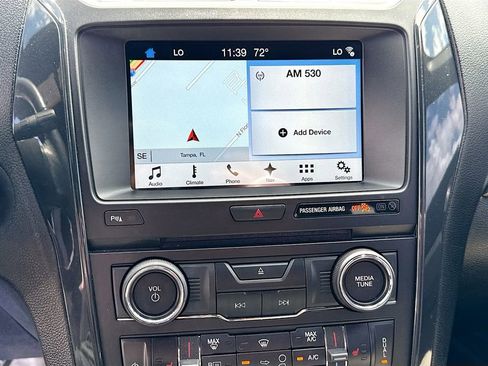 Used 2017 Ford Explorer XLT w/ Equipment Group 202A image 28