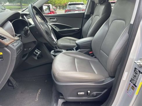 Used 2018 Hyundai Santa Fe Sport w/ 2.0T Ultimate Tech Package 05 AWD/4WD image 15