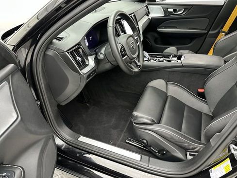 Certified 2025 Volvo V60 T8 Polestar image 11