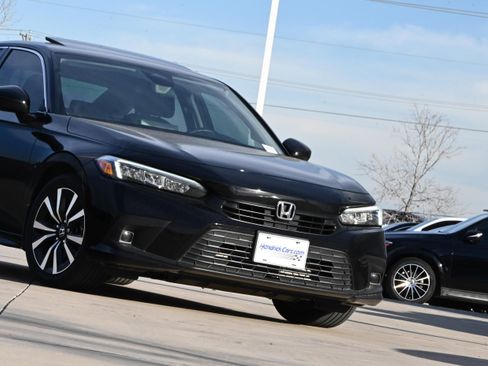 Used 2024 Honda Civic EX image 5