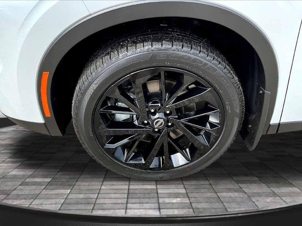 New 2026 Nissan Rogue SL AWD/4WD image 13