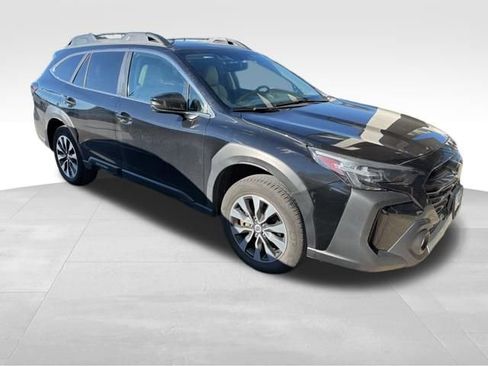 Certified 2023 Subaru Outback Limited image 1